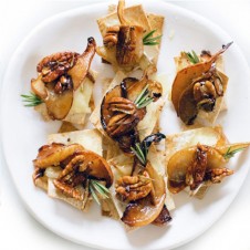 Warm Brie with Caramelized Pear by Bizu